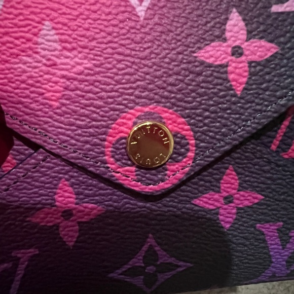 Louis Vuitton Spring in the City Midnight Fuchsia Kirigami Pouch - Picture 3 of 7